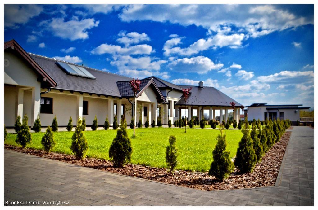 Bocskai Domb Vendeghaz Hotel Nagykallo Ngoại thất bức ảnh